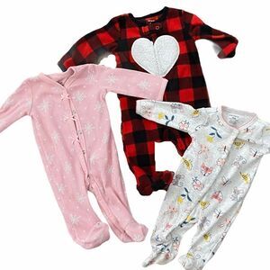 Baby girl 0-3 month sleeper lot